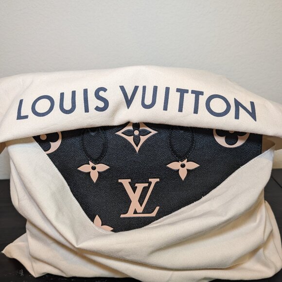 Louis Vuitton OnTheGo mm - Picture 10 of 11